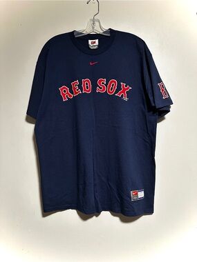 Vintage 2004 Nike Navy Red Sox Logo Tee - Navy with Red & White Accents